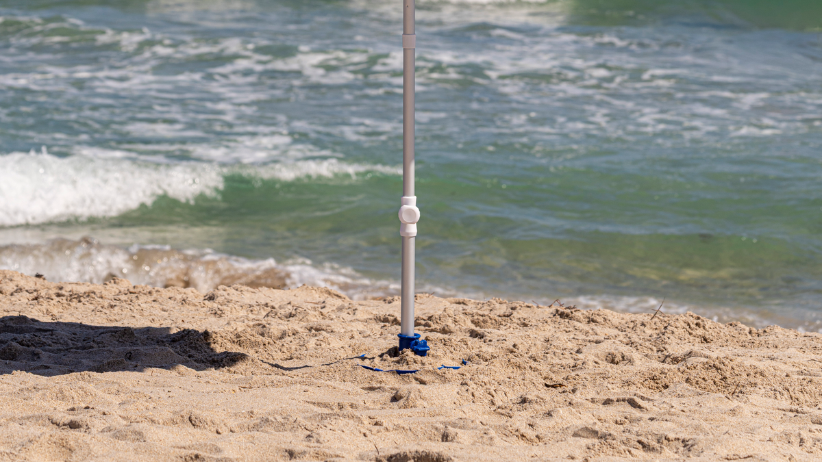 What Back Support Science Actually Tells Us About Choosing a Beach Chair for All-Day Sitting